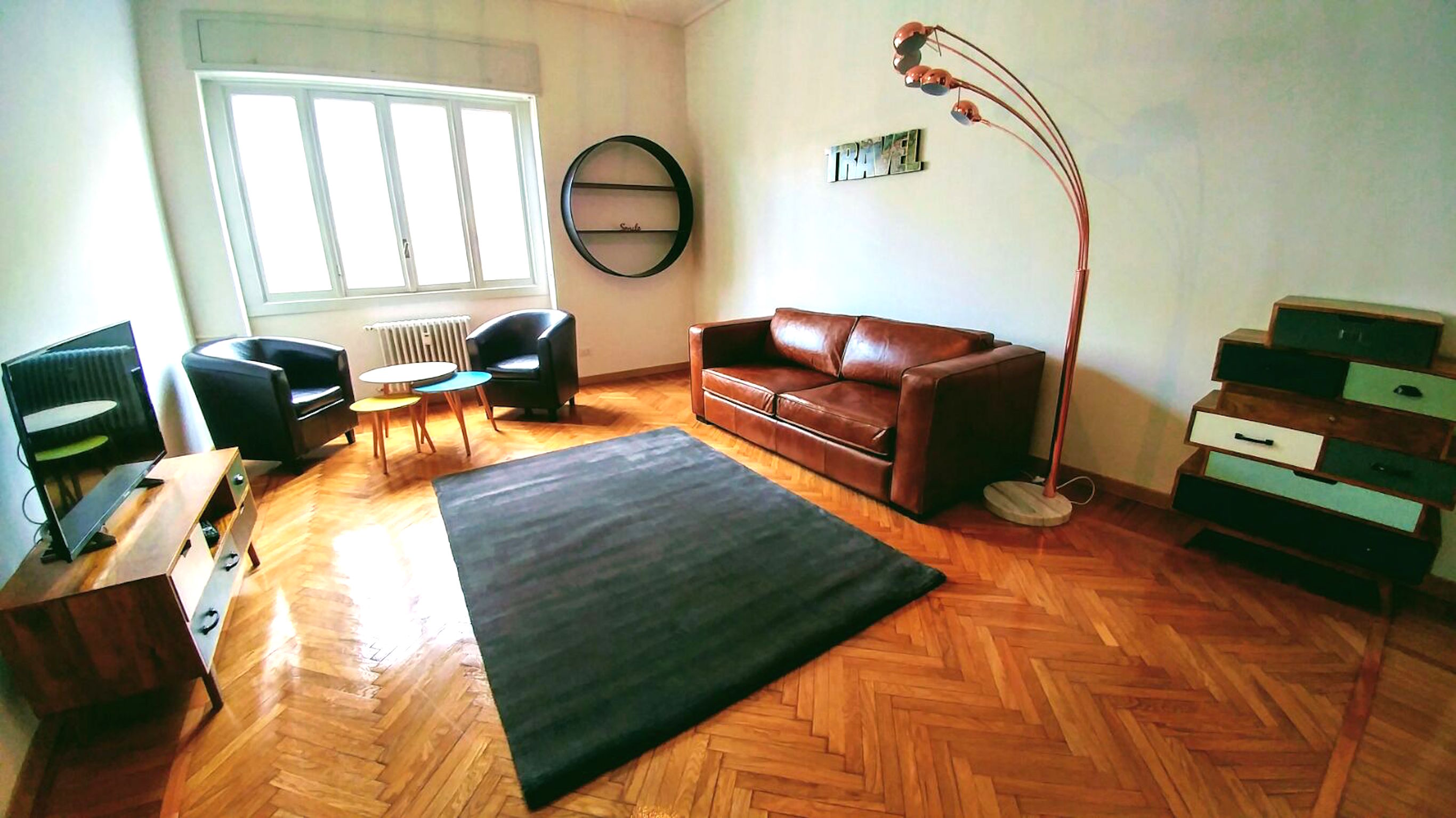 centrally located apartment in milan
